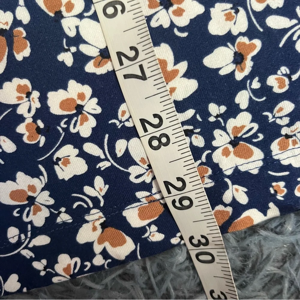 Floral Navy Women's Top - Picture 5 of 6